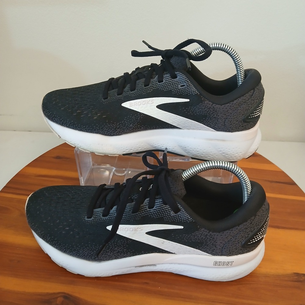 Brooks Ghost 16 Womens 9.5 Black Running Shoes Sneakers 1204071B077